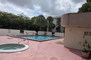 2771 Riverside Dr, Coral Springs, FL 33065 - Photo 11