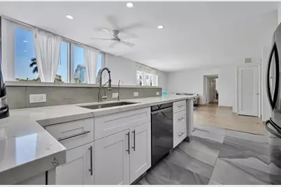 720  Bayshore Dr, Unit #202, Fort Lauderdale, FL 33304 - Photo 5