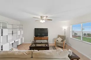 820 Flanders R, Delray Beach, FL 33484 - Photo 5