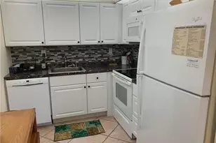 820 Flanders R, Delray Beach, FL 33484 - Photo 9