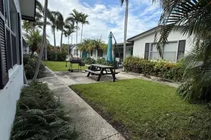 3208 Canal Dr, Pompano Beach, FL 33062 - Photo 3