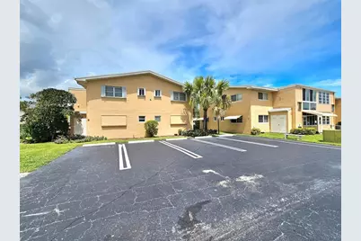 2141 NE 1st Ct, Unit #201, Boynton Beach, FL 33435 - Photo 17