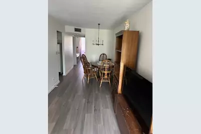 9101  Sunrise Lakes Blvd, Unit #117, Sunrise, FL 33322 - Photo 5