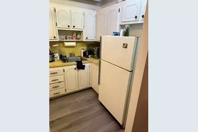 9101  Sunrise Lakes Blvd, Unit #117, Sunrise, FL 33322 - Photo 9