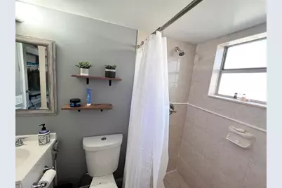 1001 NW 45th St, Unit #6, Deerfield Beach, FL 33064 - Photo 11