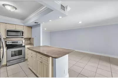 1321  Partridge Close, Unit #60, Pompano Beach, FL 33064 - Photo 11