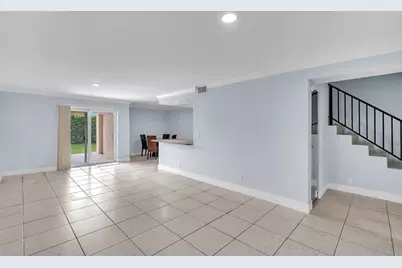 1321  Partridge Close, Unit #60, Pompano Beach, FL 33064 - Photo 7