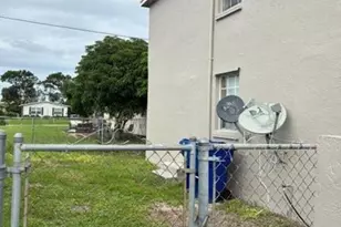 1260 Dr Martin Luther King Jr Blvd, Riviera Beach, FL 33404 - Photo 13