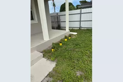 1260  Dr Martin Luther King Jr Blvd, Riviera Beach, FL 33404 - Photo 15