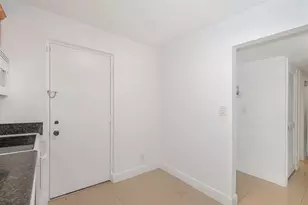 2307 S Cypress Bend Dr, Pompano Beach, FL 33069 - Photo 11