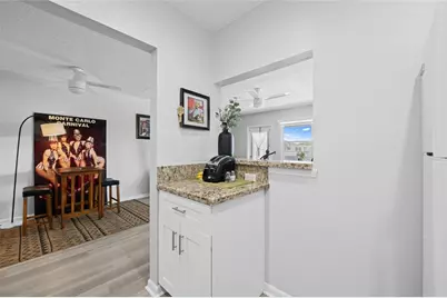 318  Oakridge R, Unit #318, Deerfield Beach, FL 33442 - Photo 11