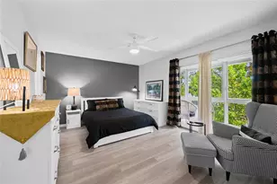 318 Oakridge R, Deerfield Beach, FL 33442 - Photo 13