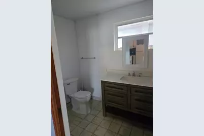 310 NE 2nd St, Unit #4, Pompano Beach, FL 33060 - Photo 5