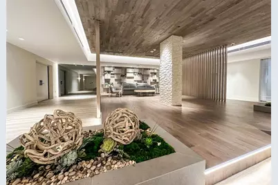 2301  Collins Ave, Unit #1015, Miami Beach, FL 33139 - Photo 3