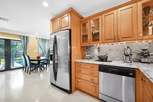 836 Orchid Dr, Plantation, FL 33317 - Photo 17