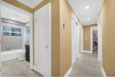 836  Orchid Dr, Plantation, FL 33317 - Photo 25