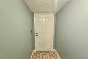 6201 N Falls Cir Dr, Lauderhill, FL 33319 - Photo 5