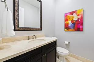 70 N Compass Dr, Fort Lauderdale, FL 33308 - Photo 43