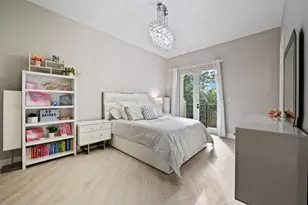 70 N Compass Dr, Fort Lauderdale, FL 33308 - Photo 31