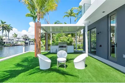 2880 NE 28th St, Fort Lauderdale, FL 33306 - Photo 83