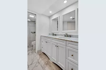 13055 SW 15th Ct, Unit #310S, Pembroke Pines, FL 33027 - Photo 29