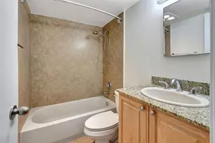 640 NE 6th Ct, Boynton Beach, FL 33435 - Photo 9