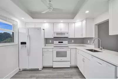 1541 S 0Cean Blvd, Unit #309, Lauderdale by the Sea, FL 33062 - Photo 9