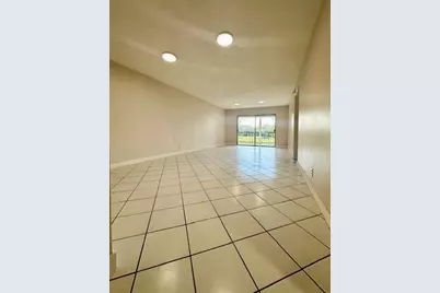 6080 NW 44th St, Unit #205, Lauderhill, FL 33319 - Photo 11