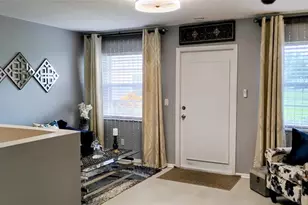 1225 NW 21st St Unit, Stuart, FL 34994 - Photo 3