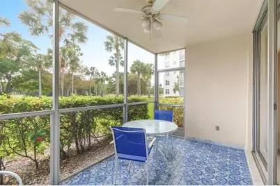 3800  Oaks Clubhouse Dr, Unit #110, Pompano Beach, FL 33069 - Photo 31