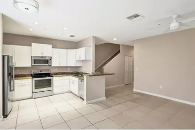 608 SW 3rd Ave, Pompano Beach, FL 33060 - Photo 9