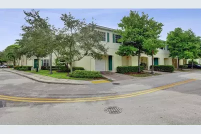 608 SW 3rd Ave, Pompano Beach, FL 33060 - Photo 37