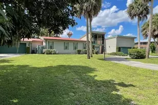 10198 SE Hwy 441, Okeechobee, FL 34974 - Photo 1