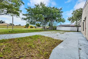 21357 NW 39th Ave, Miami Gardens, FL 33055 - Photo 27