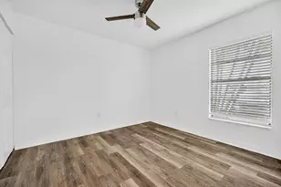 21357 NW 39th Ave, Miami Gardens, FL 33055 - Photo 9