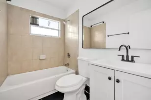 21357 NW 39th Ave, Miami Gardens, FL 33055 - Photo 17