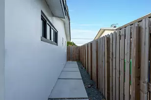 8380 NW 26th Pl, Sunrise, FL 33322 - Photo 47