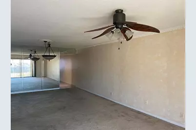 5884  Morningstar Cir, Unit #406, Delray Beach, FL 33484 - Photo 11