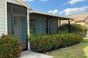 5067 Canal Cir E, Lake Worth, FL 33467 - Photo 7