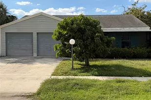 5067 Canal Cir E, Lake Worth, FL 33467 - Photo 9