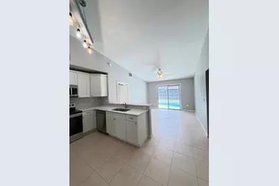 5067  Canal Cir E, Lake Worth, FL 33467 - Photo 21