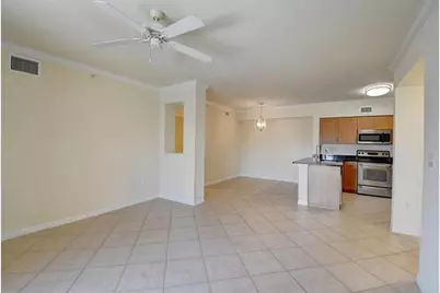 6565  Emerald Dunes Dr, Unit #301, West Palm Beach, FL 33411 - Photo 11