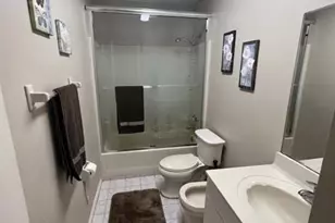 6931 SW 6th St, Pembroke Pines, FL 33023 - Photo 9