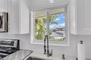 2005 N Riverside Dr, Pompano Beach, FL 33062 - Photo 25