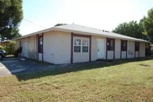 901 SW 78th Ave, North Lauderdale, FL 33068 - Photo 1