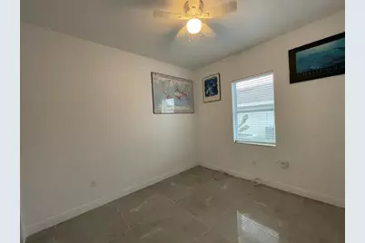 1711 SE Airoso Blvd, Port Saint Lucie, FL 34984 - Photo 11