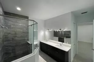 1711 SE Airoso Blvd, Port Saint Lucie, FL 34984 - Photo 7