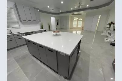 1711 SE Airoso Blvd, Port Saint Lucie, FL 34984 - Photo 3