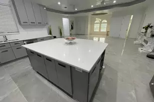 1711 SE Airoso Blvd, Port Saint Lucie, FL 34984 - Photo 3