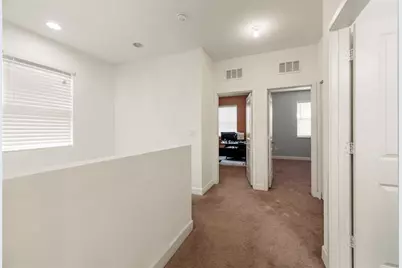 4530 NW 48th Ter, Tamarac, FL 33319 - Photo 13